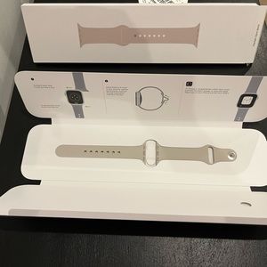 BRAND NEW Apple Watch Sport Band in Starlight Size S/M 41MM